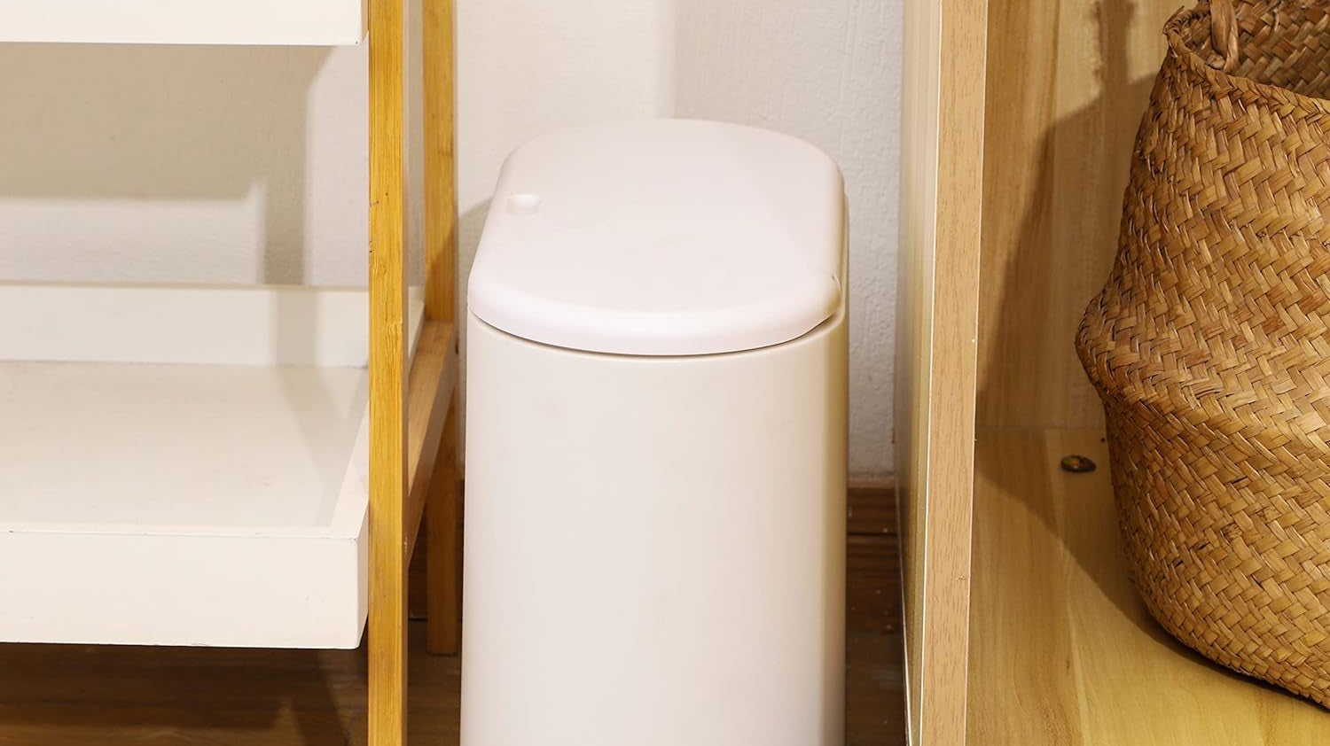 Best garbage can for narrow spaces