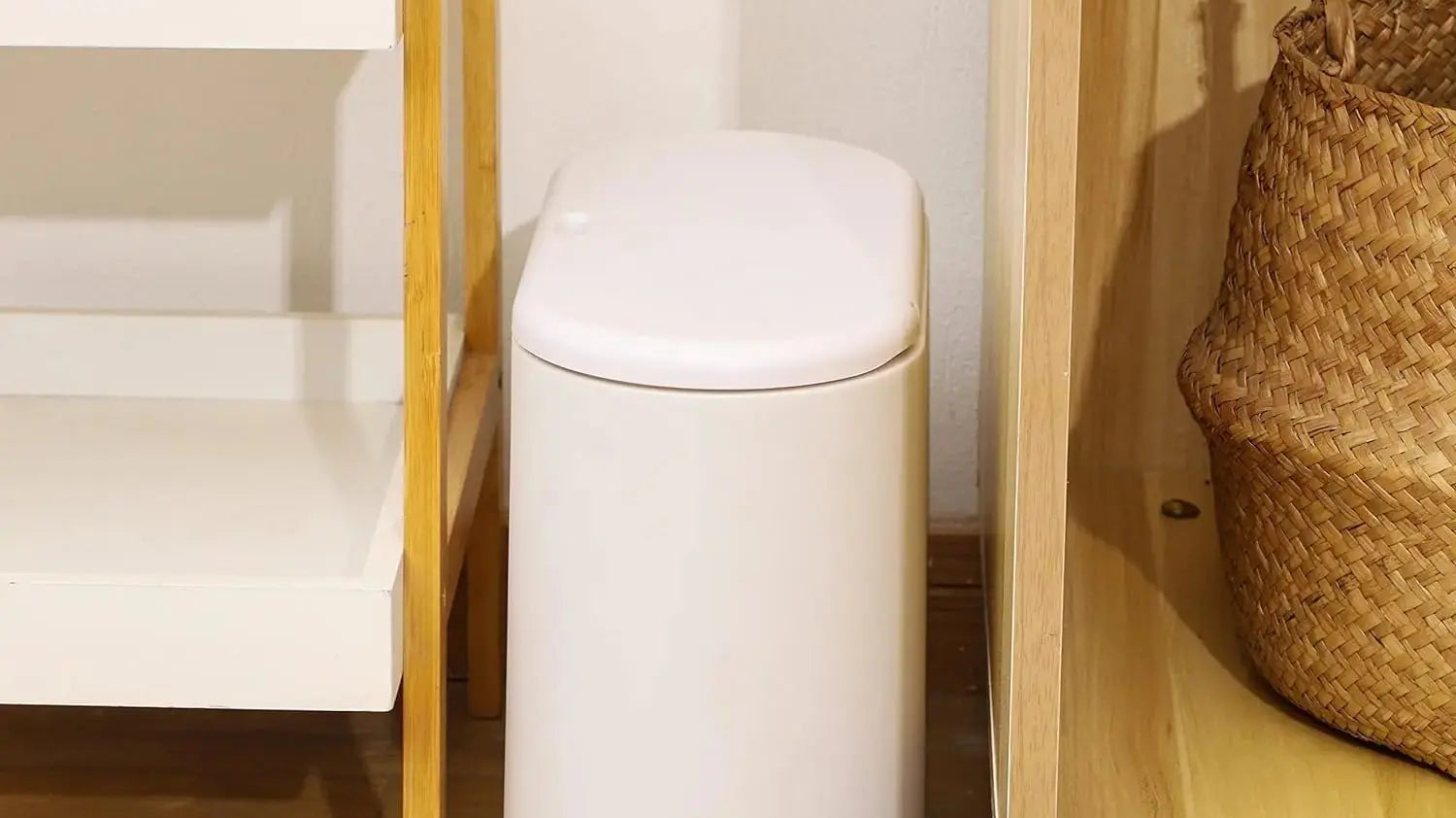 Best garbage can for narrow spaces - Waterdale Collection