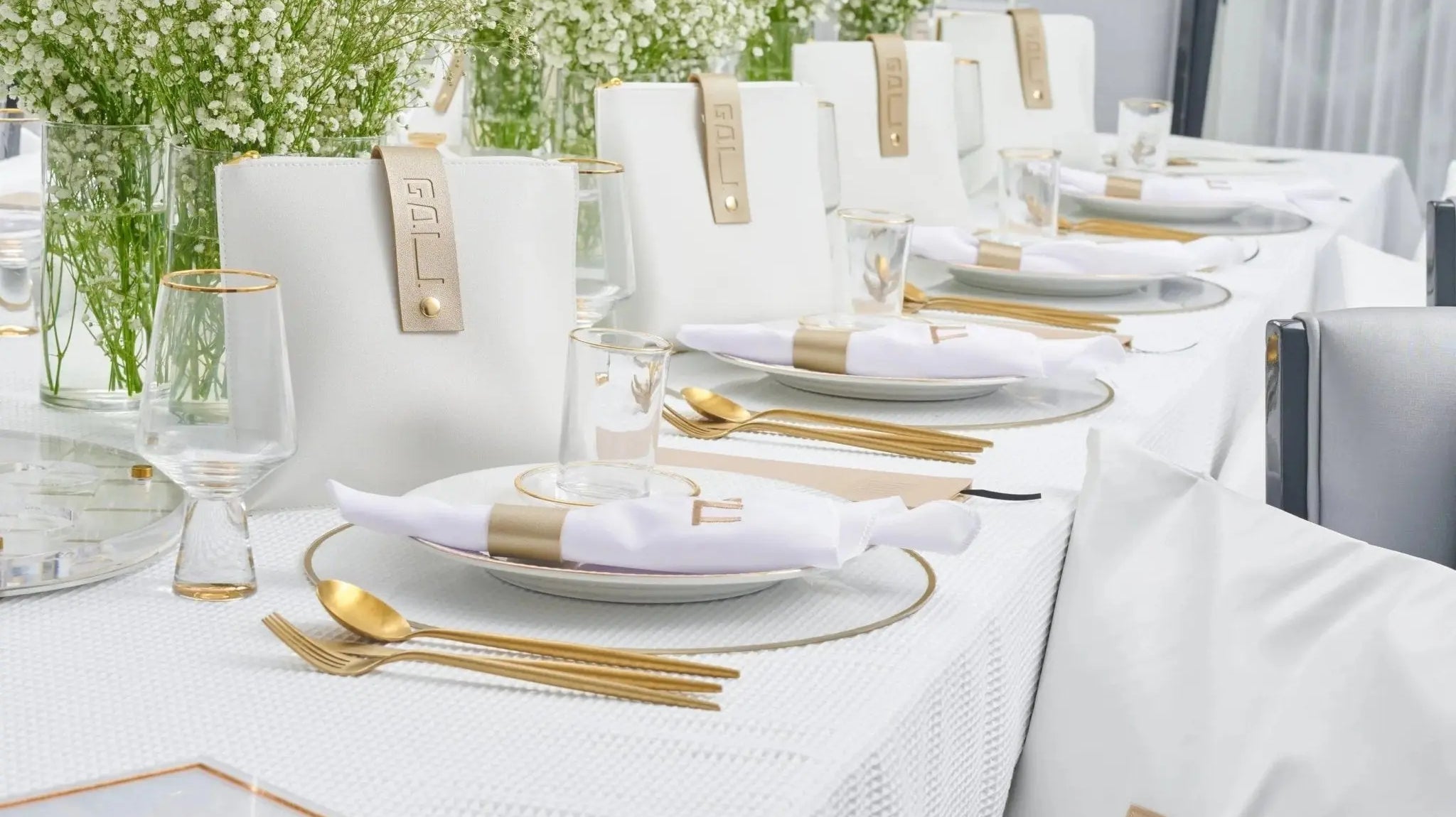 How to Set a Luxury Pesach Table: A Step-by-Step Guide - Waterdale Collection