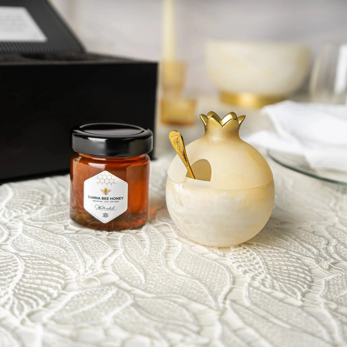 Gourmet Honey & Resin Honey Dish Pomegranate Gift Set by Waterdale Collection