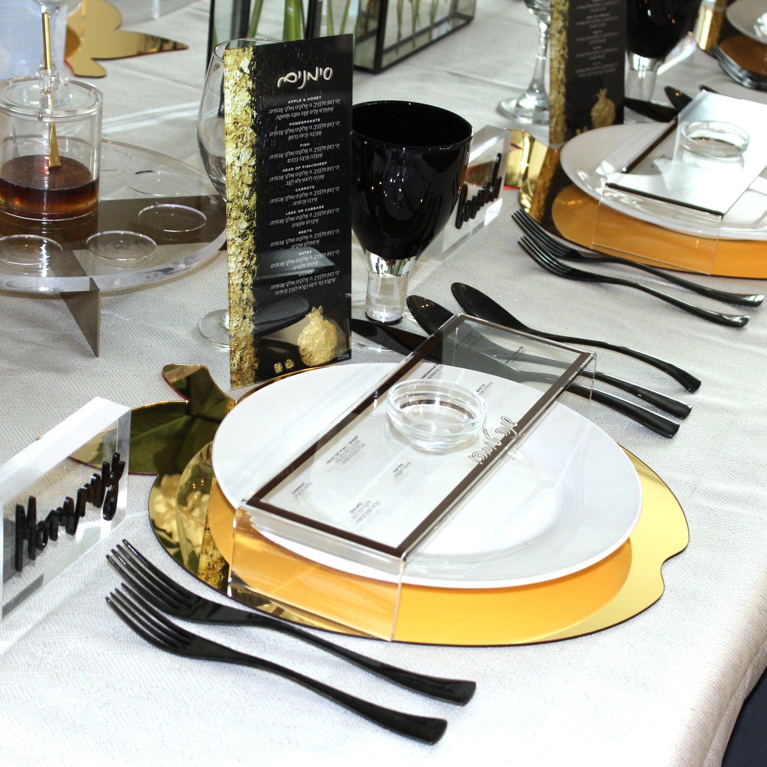 Black & Gold Rosh Hashanah Tablescape - Waterdale Collection