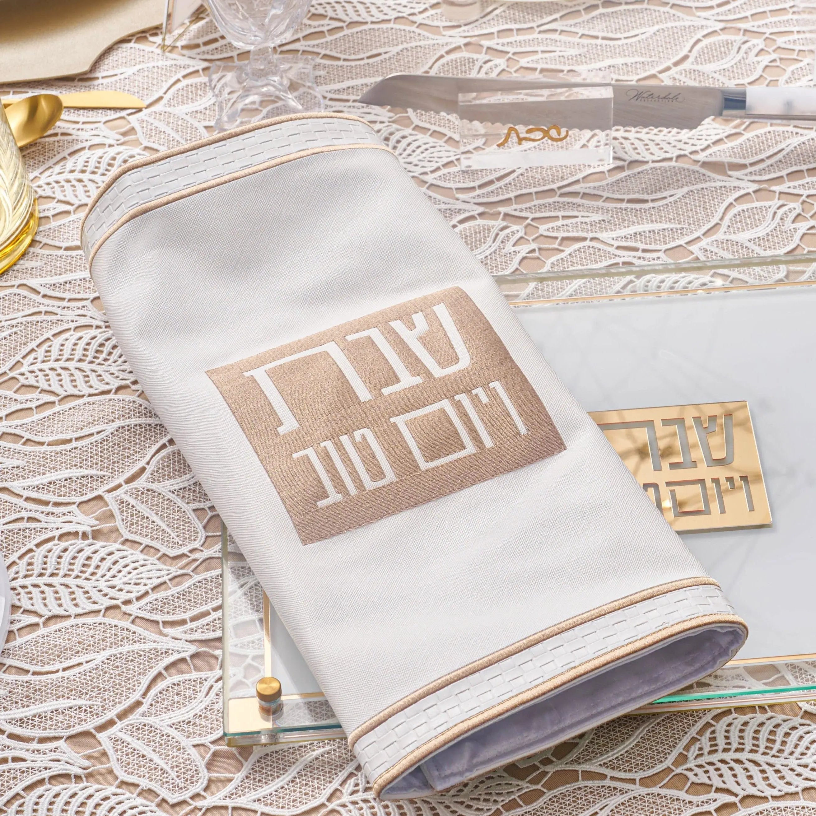 Classic 2.0 Challah Board Waterdale Collection Tray