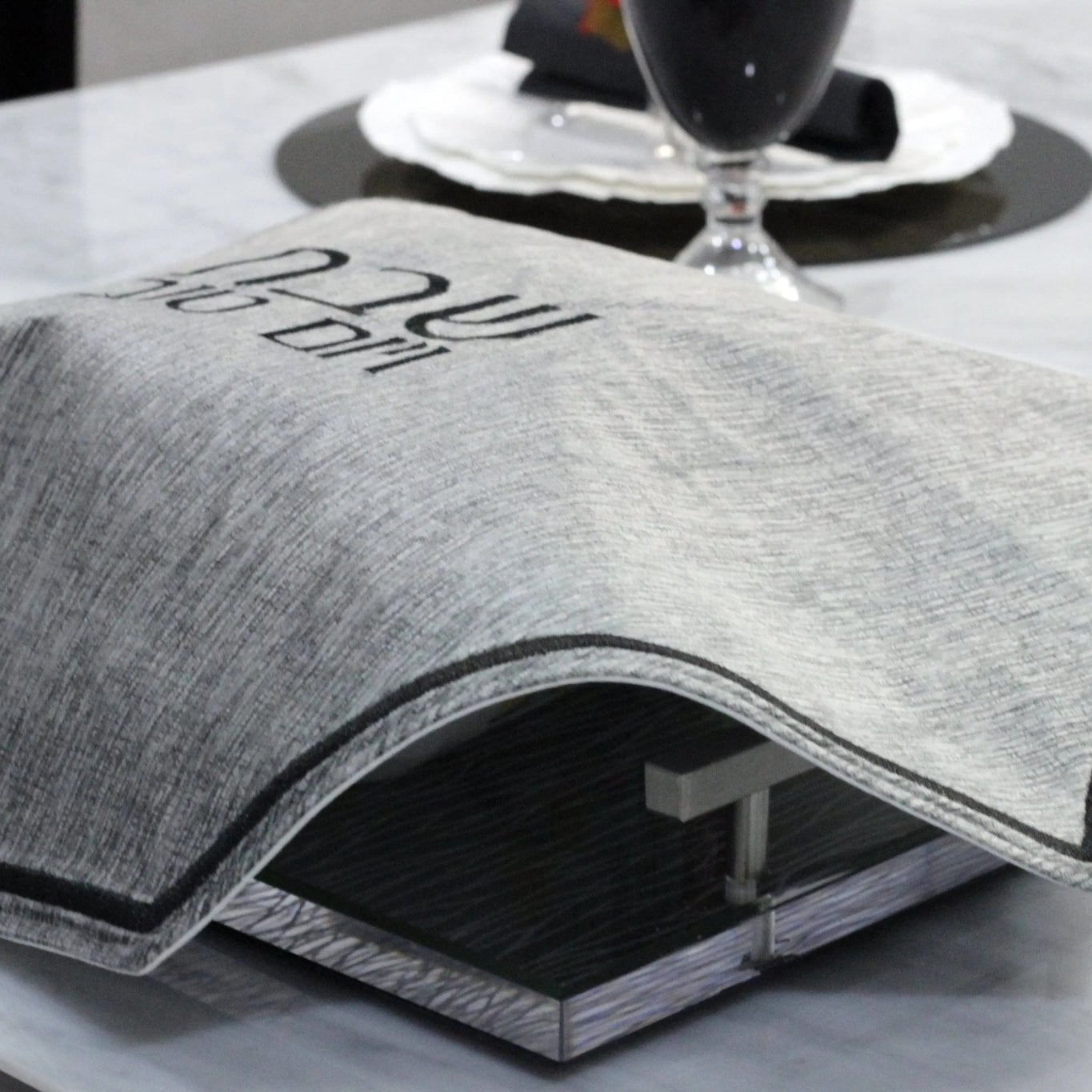 Crushed Velvet Hexagon Challah Cover - Waterdale Collection