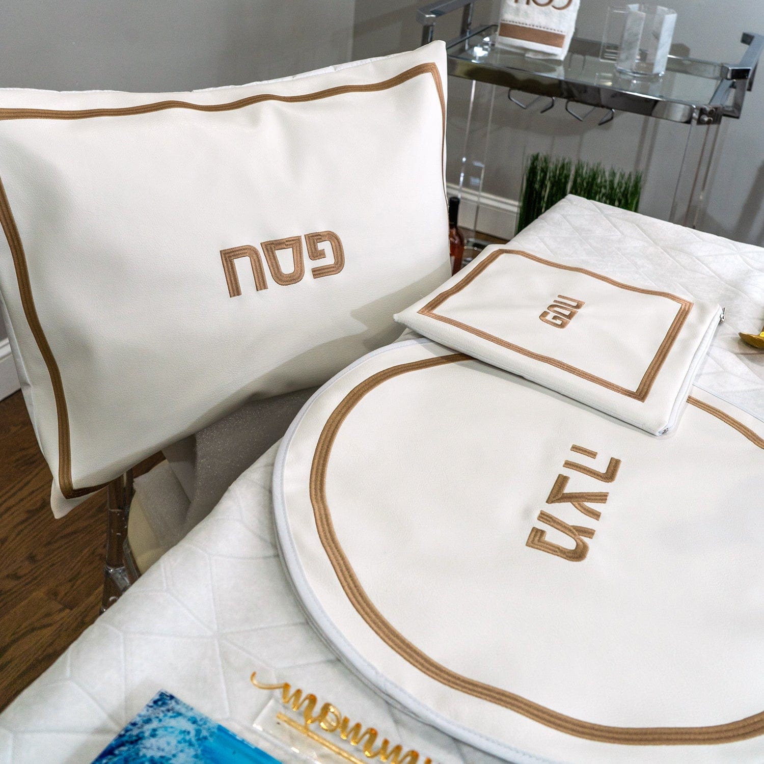 Hotel Style Pesach Set - Waterdale Collection