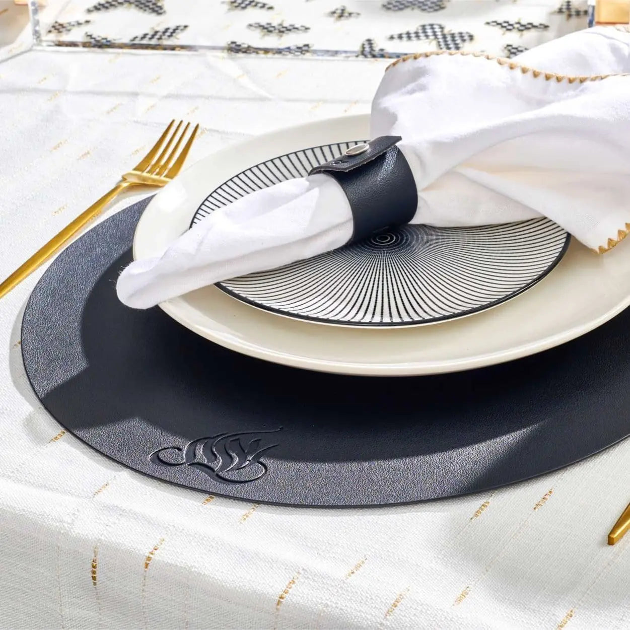 Leather Round Chargers Waterdale Collection Table Charger