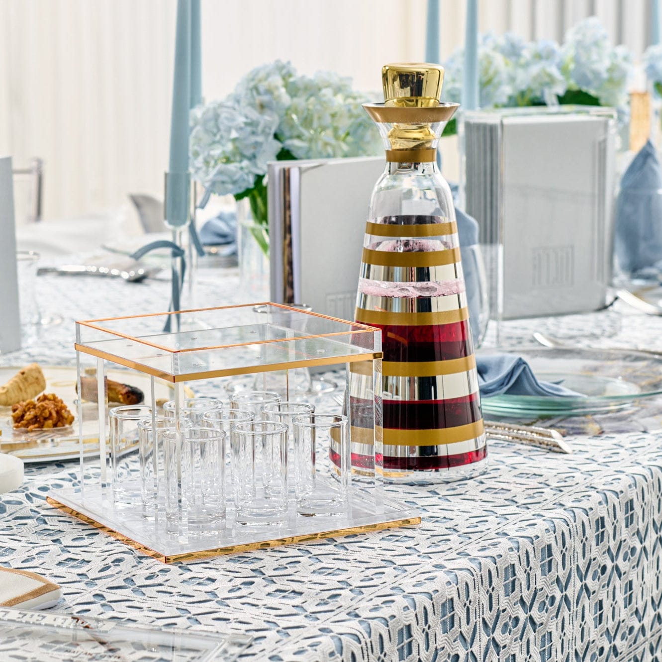 Mixed Metallic Wine Decanter with gold and silver stripe design, modern Judaica wine carafe for Shabbat and Yom Tov, elegant glass decanter for Jewish holiday table and Kiddush service.