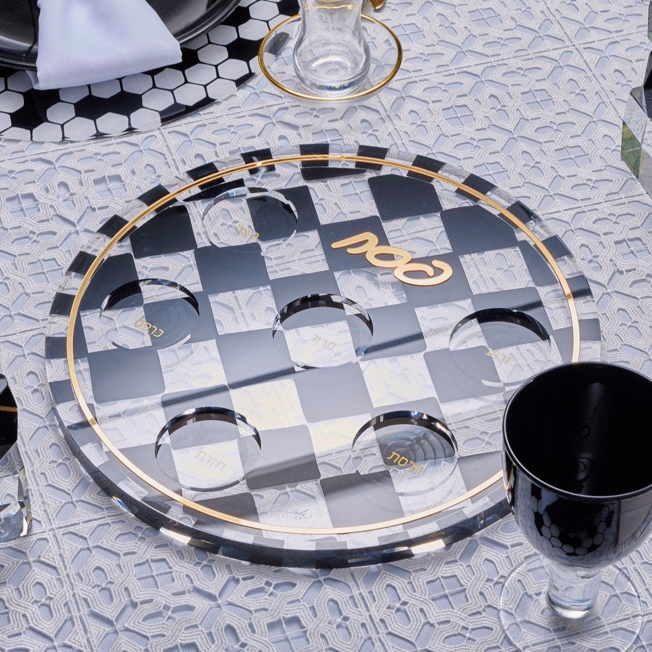 Onyx Pesach 2024 Tablescape - Waterdale Collection