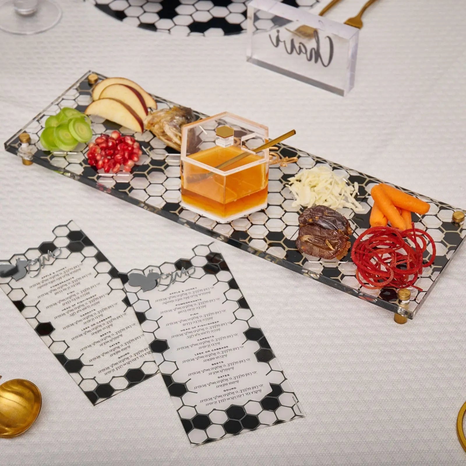 Onyx Simanim Tray With Cards Waterdale Collection Tray