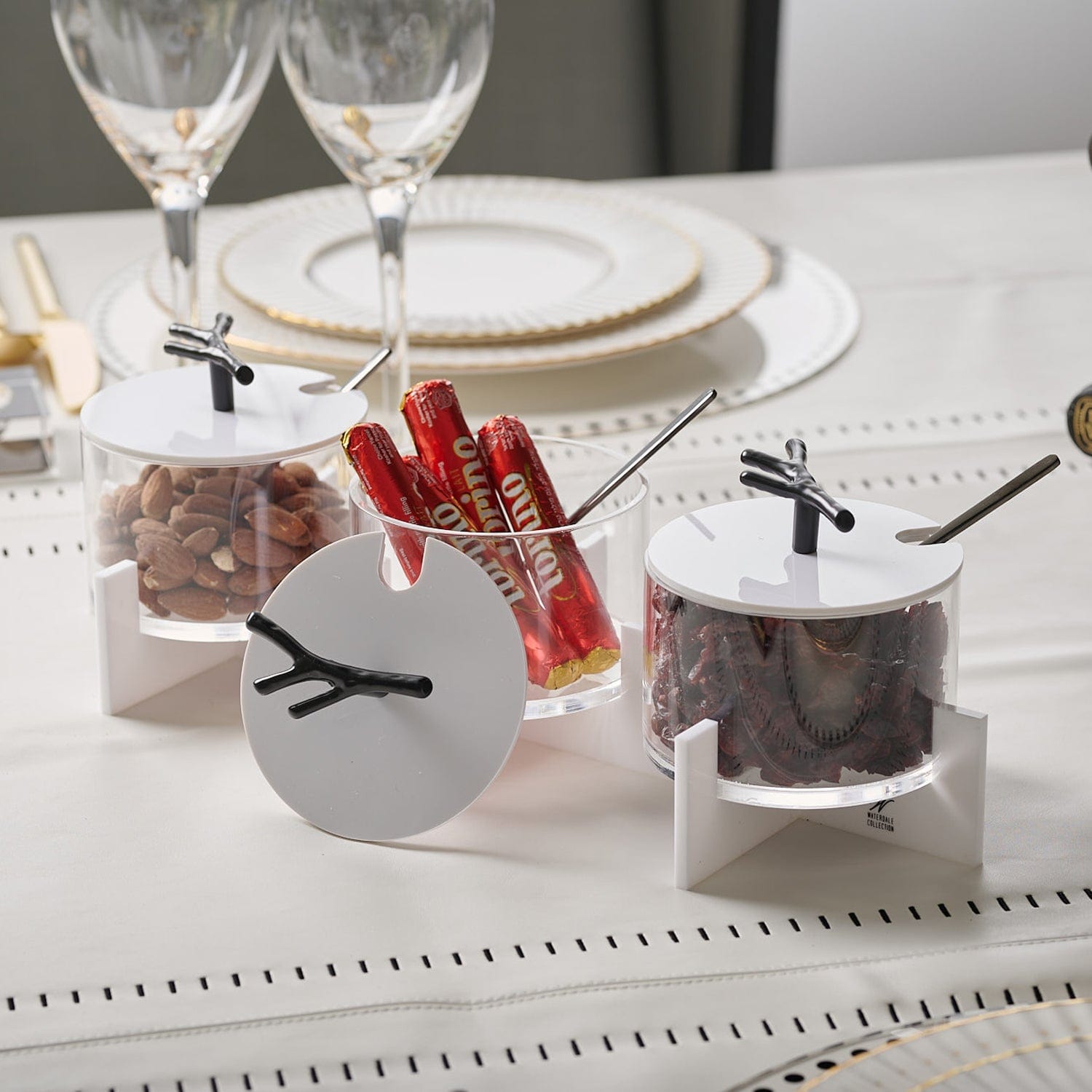 Pesach 2022 Tablescape - Waterdale Collection