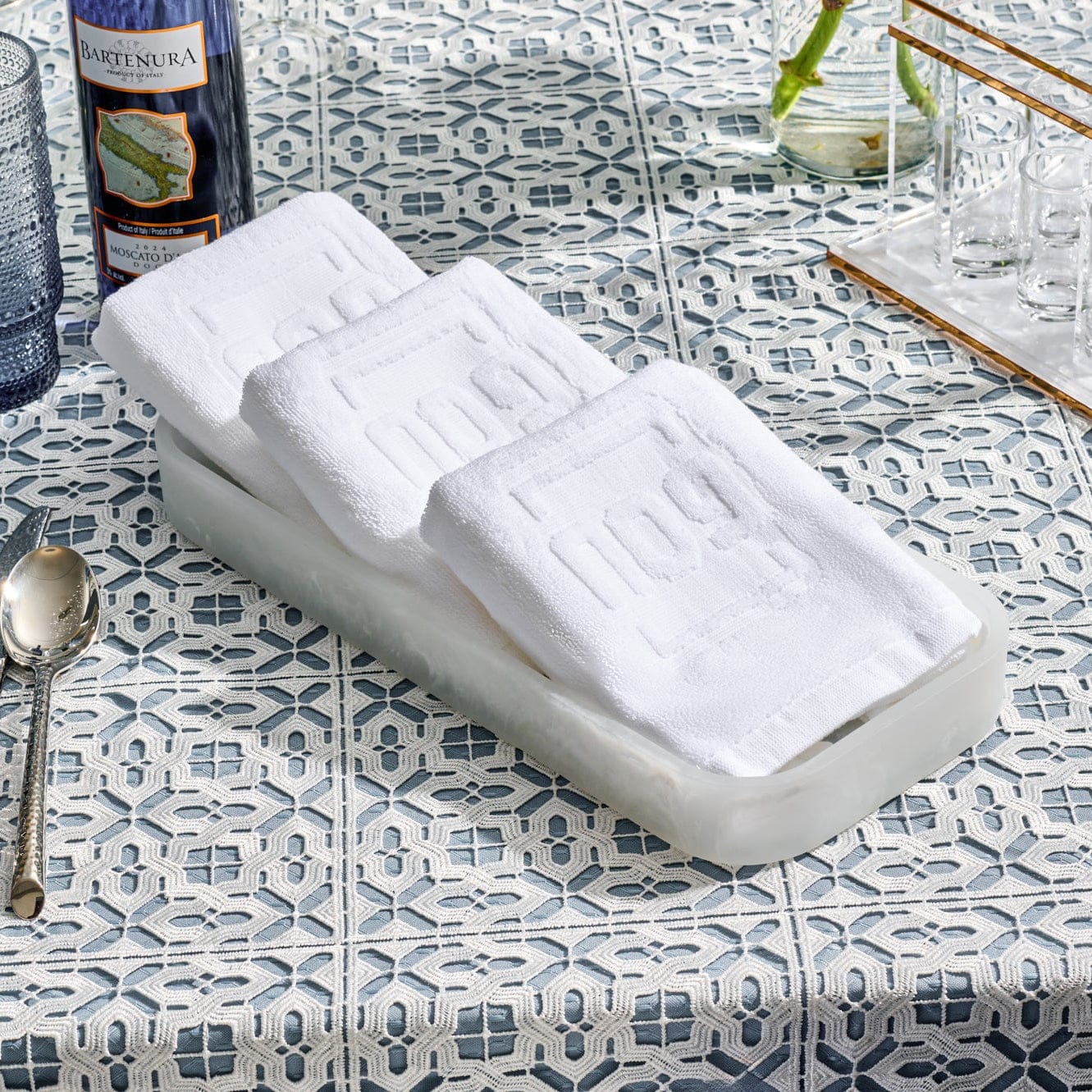 Resin Pesach towel box featuring a sleek marble look design. Perfect for neatly displaying hand towels on your Seder table or kitchen counter throughout Pesach.