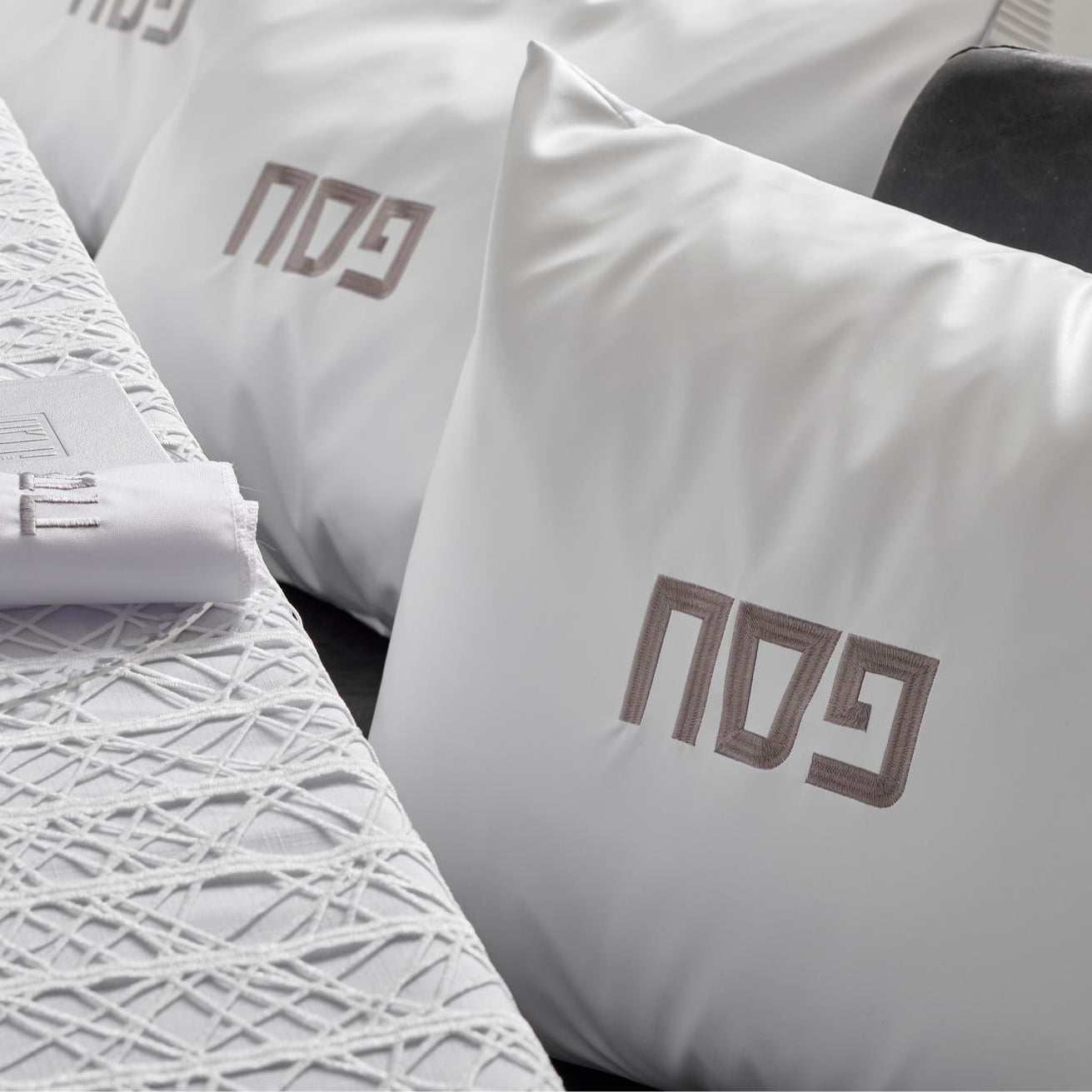 Silver Pesach 2024 Tablescape - Waterdale Collection