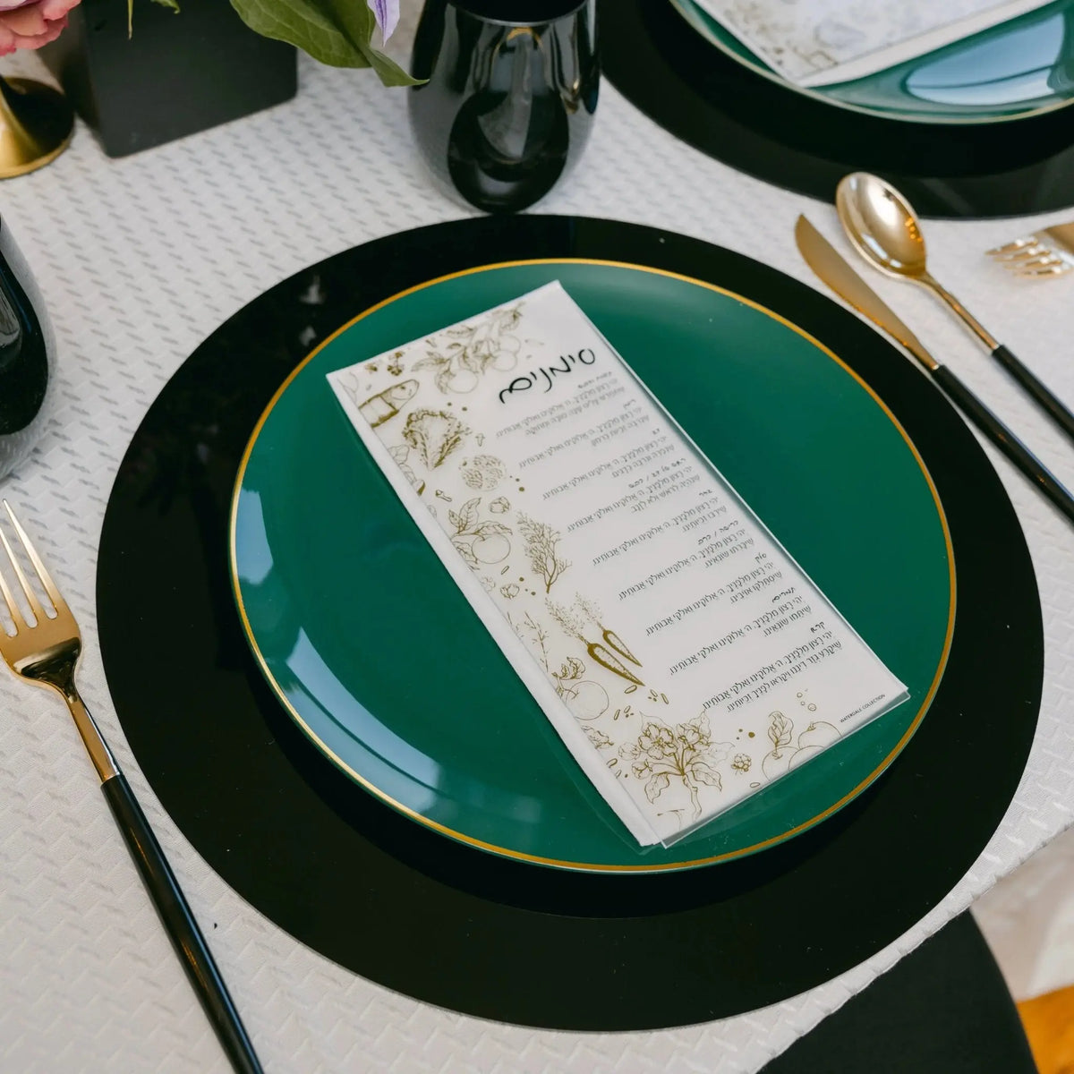 Toile Lucite simanim card at a Jewish New Year (ראש השנה) place setting