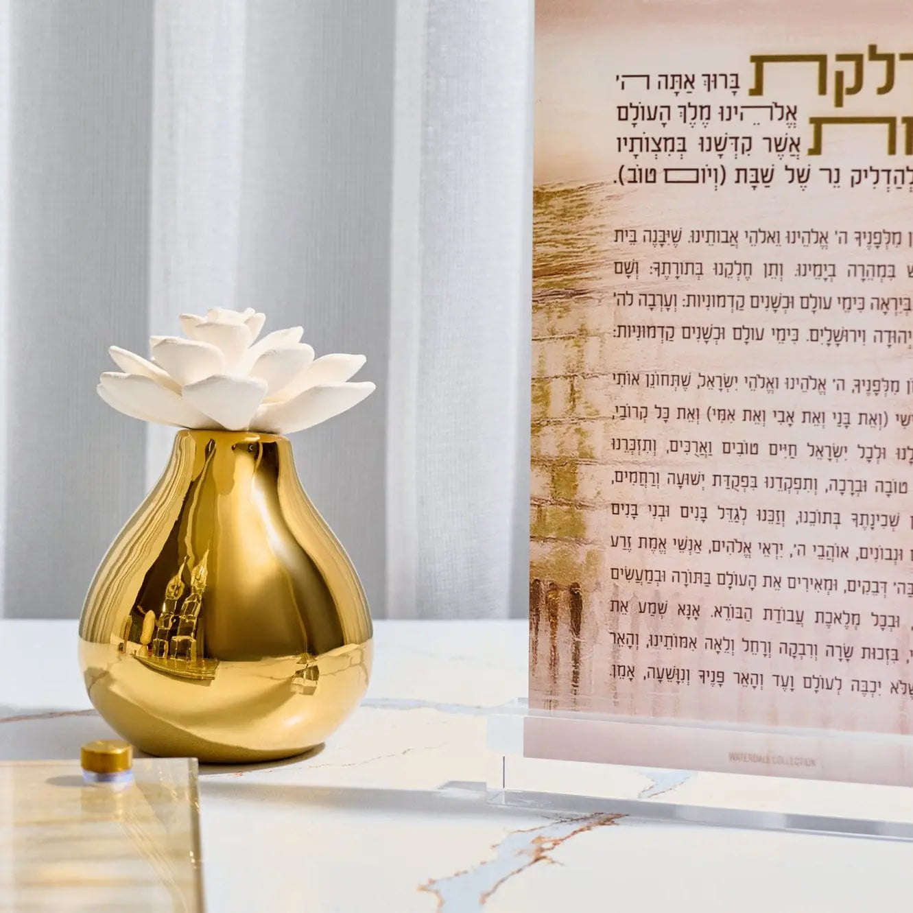 Teardrop Flower Diffuser - Waterdale Collection