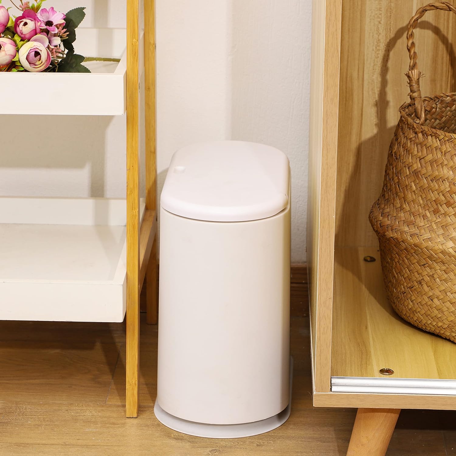 Best garbage can for narrow spaces