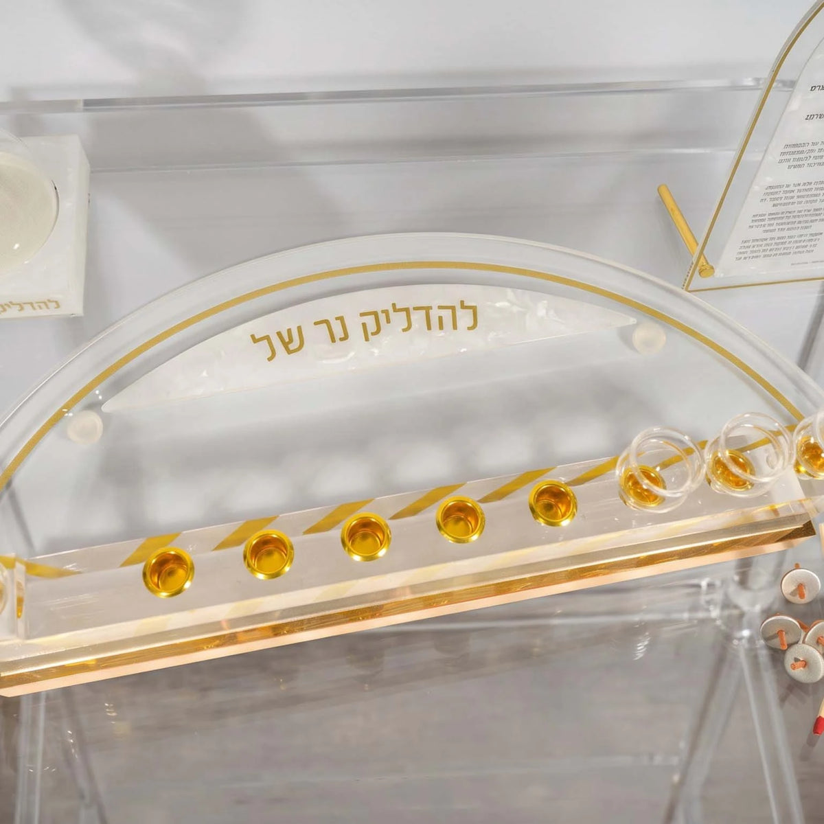 Pearl Marble design for chanuka menorah tray