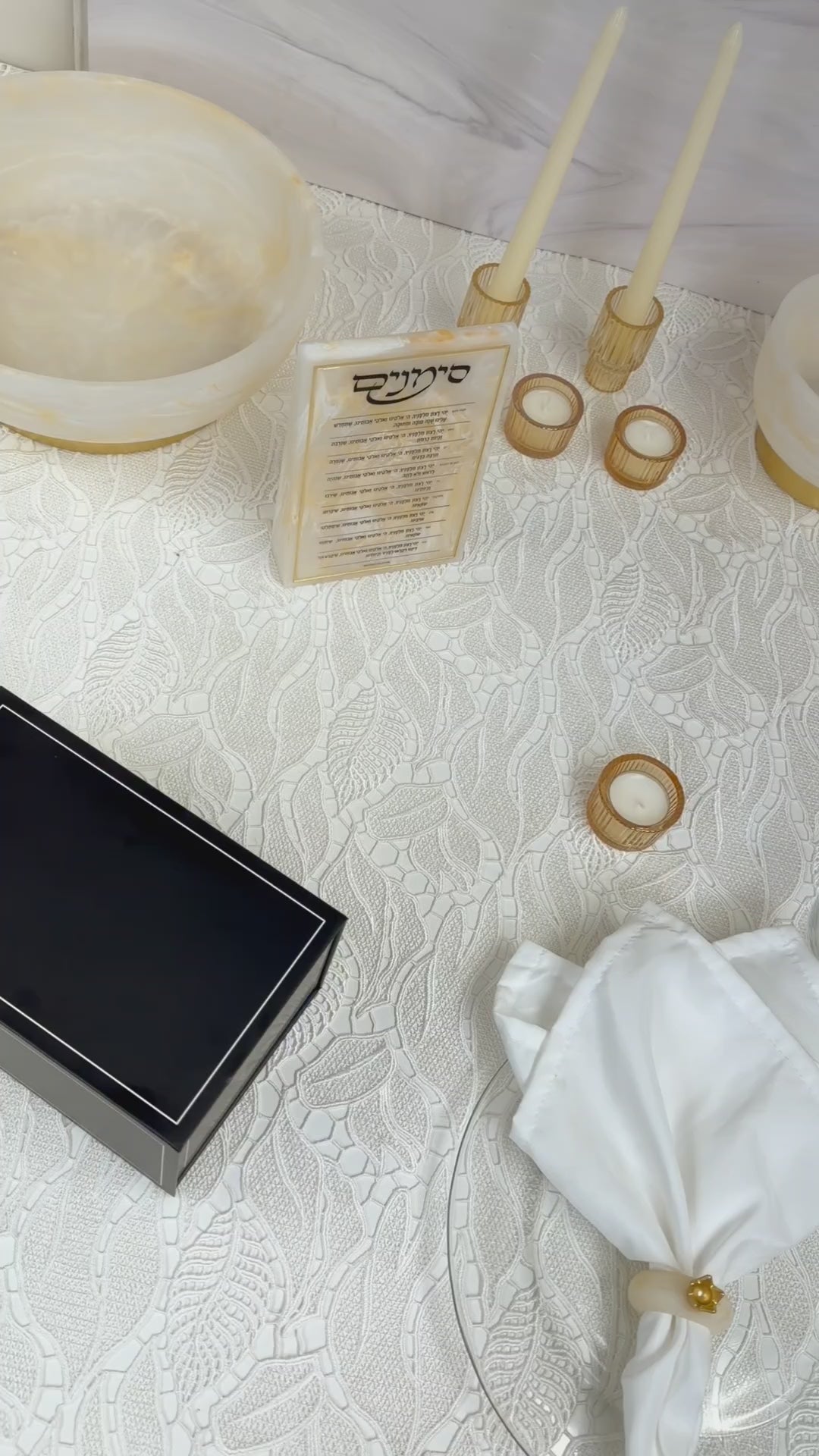 RH resin honey dish gift set, opening the box showing the beauty and texture of the items
