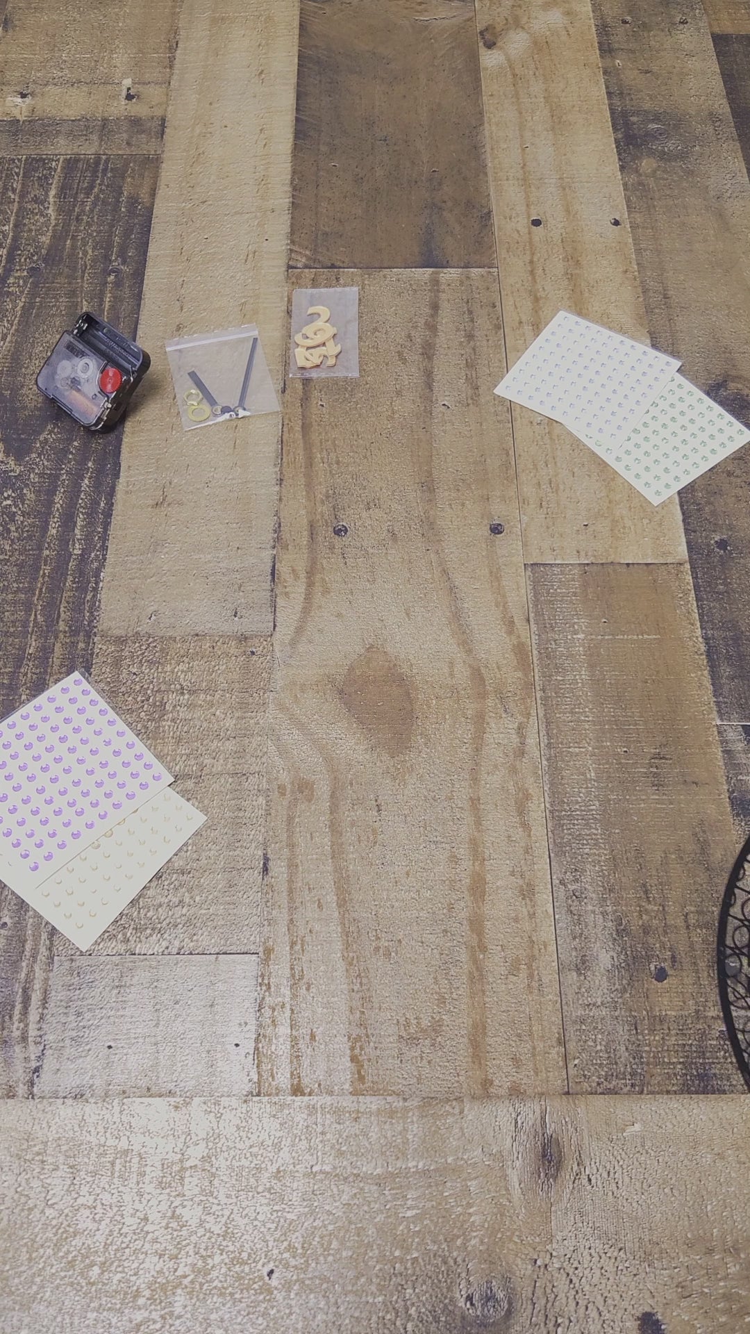 Color it Acrylic Rhinestone Clock video demo