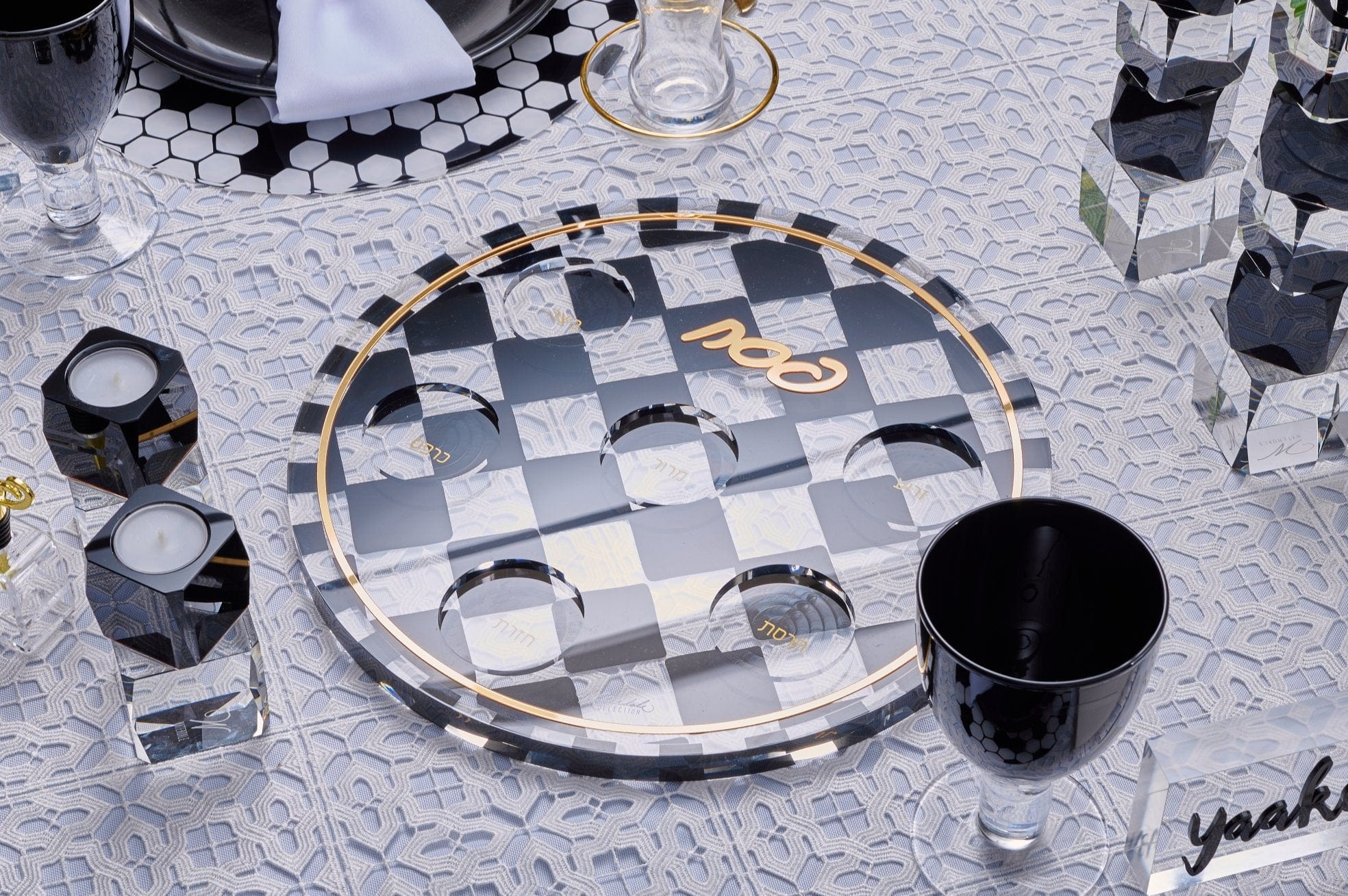 Onyx Pesach 2024 Tablescape - Waterdale Collection