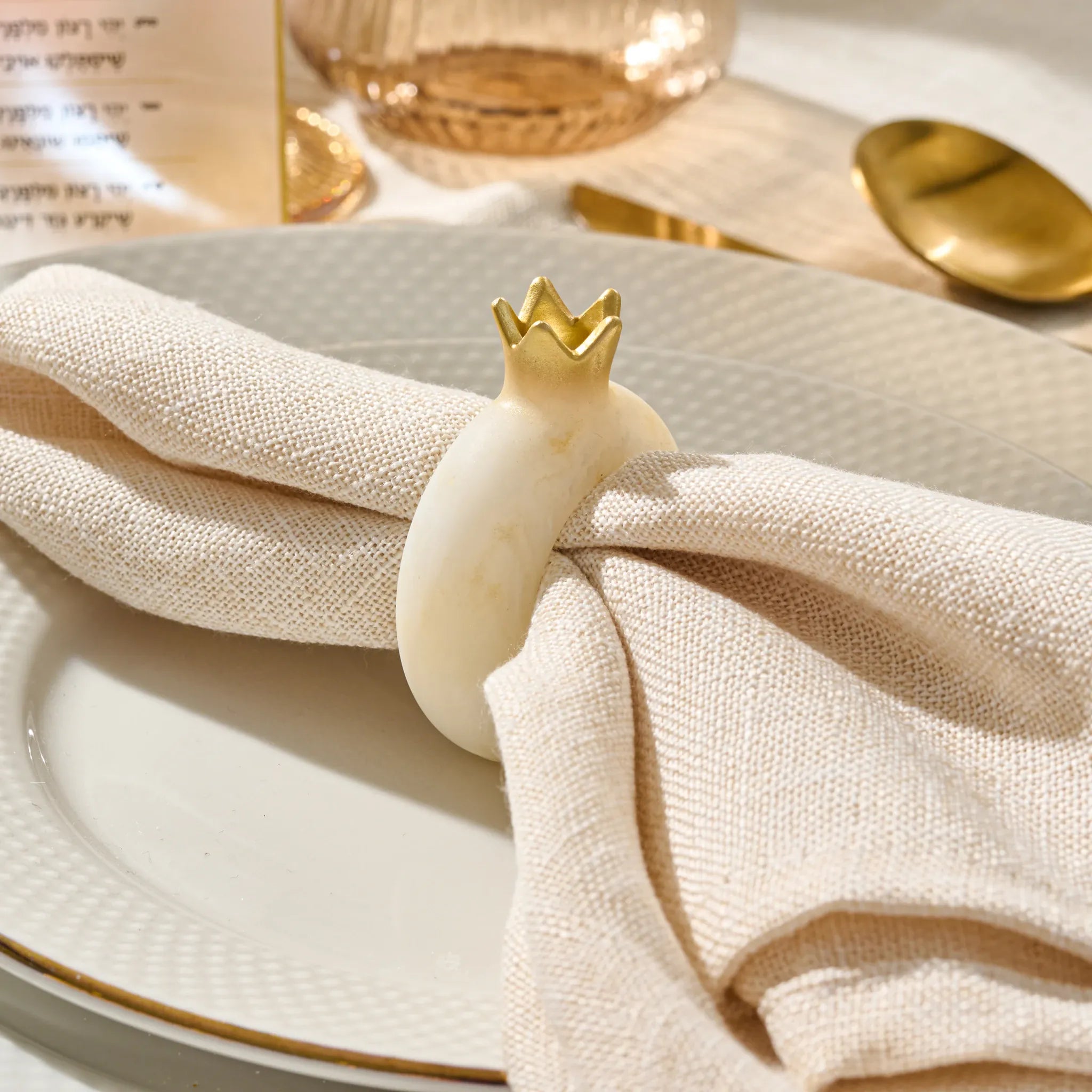 RH-NR-POM-RS-GO Resin Pomegranate Napkin Rings Gold