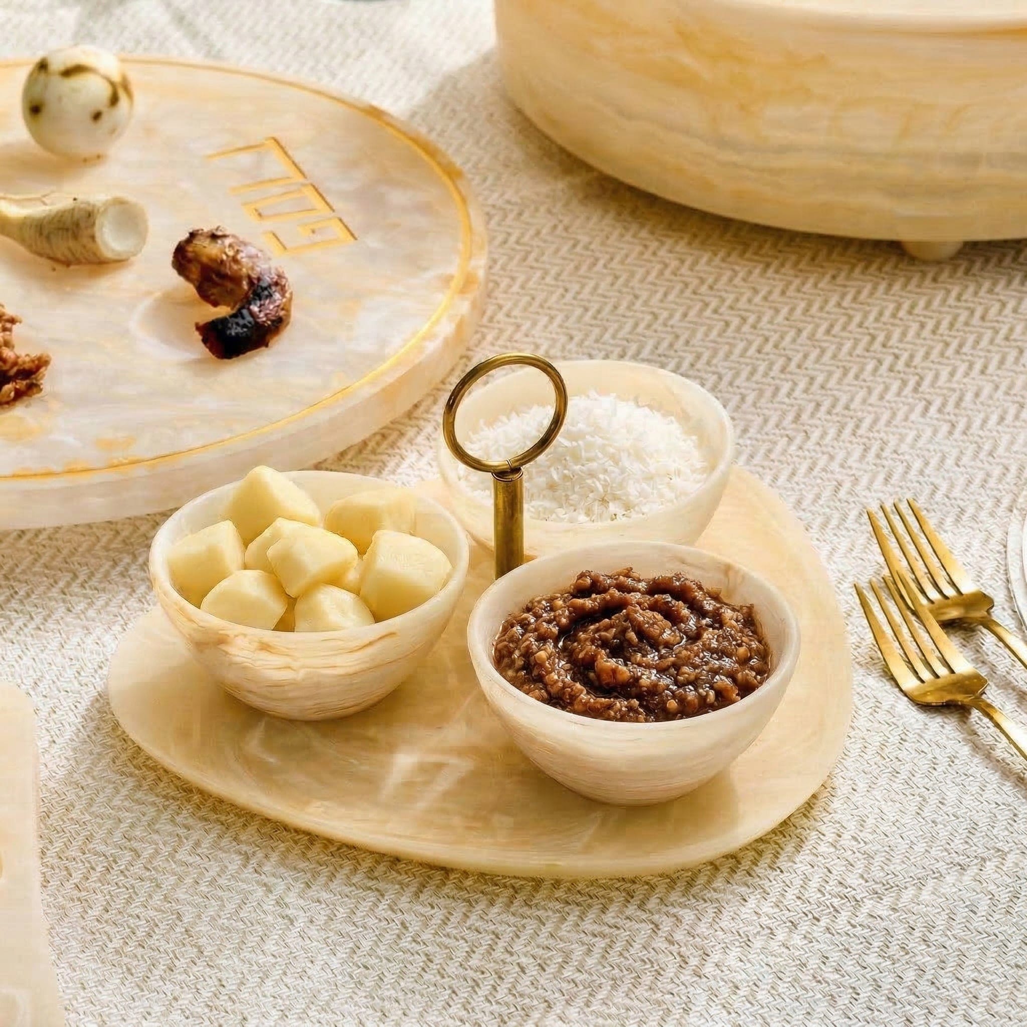 Resin  dip holder- on a textured tablecloth - Waterdale Collection