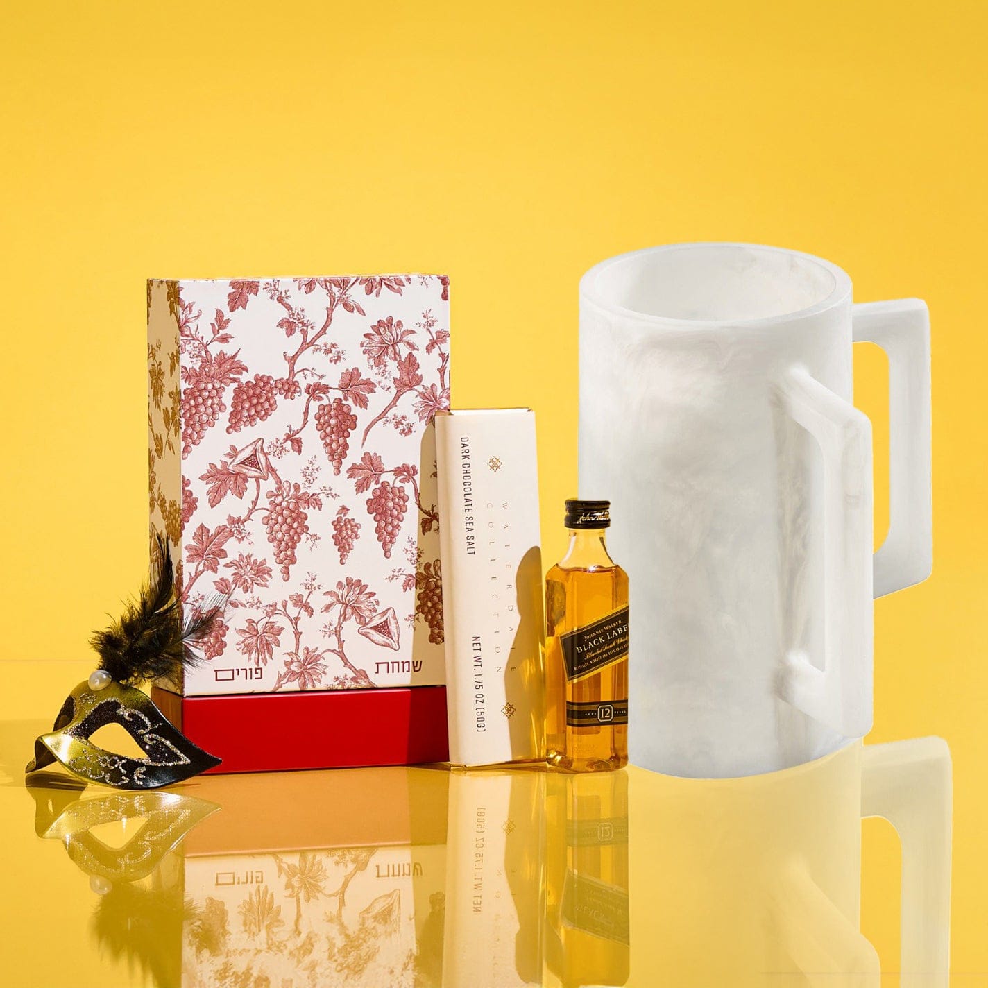 Resin washing cup for Mishloach Manos, featuring a modern stone-effect finish and ergonomic dual handles for a sophisticated Purim gift basket.