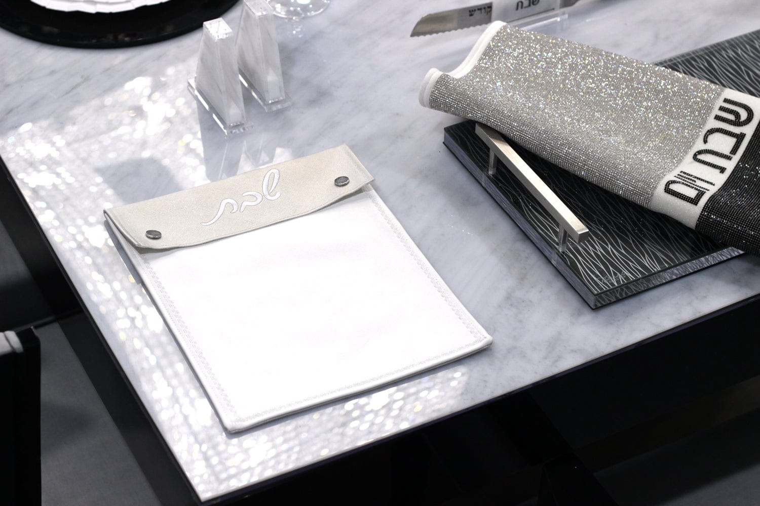 Shabbos Pouch - Waterdale Collection